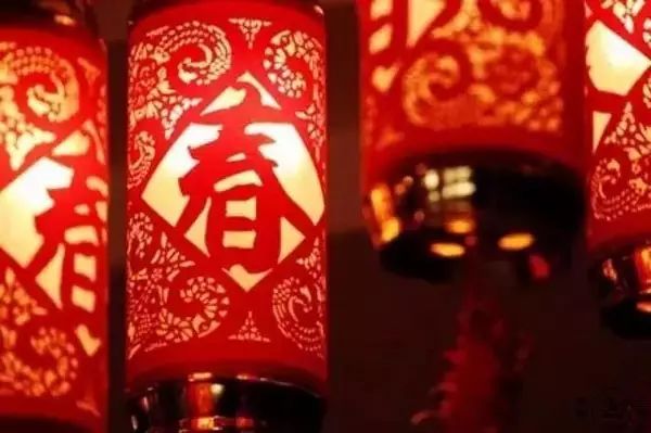 小年，準(zhǔn)備過(guò)年